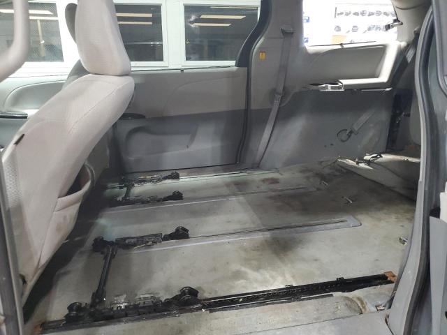 Photo 11 from auction – 2012 TOYOTA SIENNA LE with VIN 5TDJK3DC8CS045872