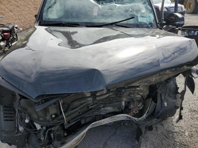 Photo 12 from auction – 2019 TOYOTA 4RUNNER SR with VIN JTEBU5JRXK5727560