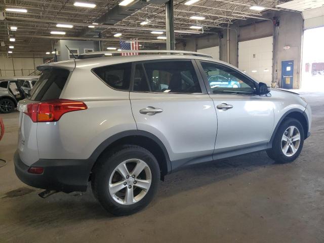 Photo 3 from auction – 2013 TOYOTA RAV4 XLE with VIN 2T3RFREV8DW050936