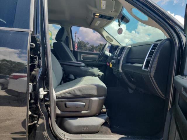 Photo 5 from auction – 2021 RAM 1500 CLASS with VIN 1C6RR7LG2MS532320
