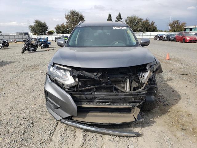 Photo 5 from auction – 2018 NISSAN ROGUE S with VIN KNMAT2MV8JP600495