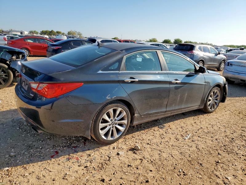 Photo 3 from auction – 2011 HYUNDAI SONATA SE with VIN 5NPEC4AB3BH256708