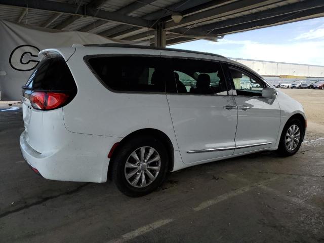 Photo 3 from auction – 2019 CHRYSLER PACIFICA T with VIN 2C4RC1BG1KR613509