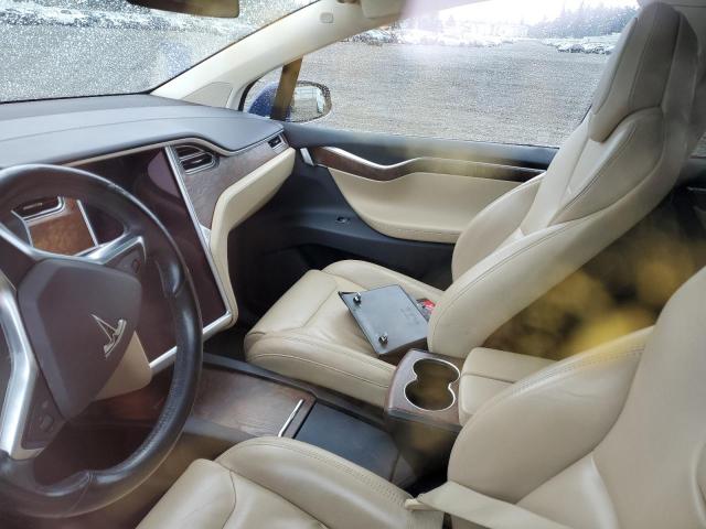 Photo 9 from auction – 2016 TESLA MODEL X with VIN 5YJXCBE27GF016672