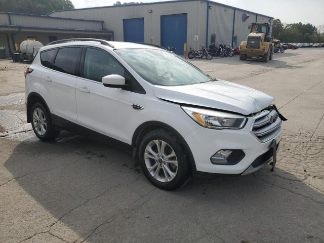 Photo 4 from auction – 2018 FORD ESCAPE SE with VIN 1FMCU9GD2JUA94810