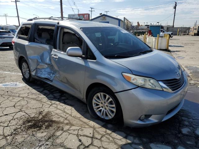 Photo 4 from auction – 2014 TOYOTA SIENNA XLE with VIN 5TDYK3DC6ES421082