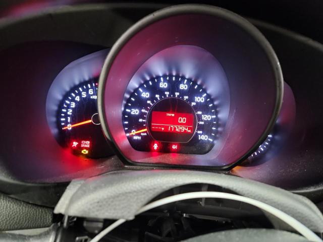 Photo 9 from auction – 2014 KIA SOUL with VIN KNDJN2A24E7742319