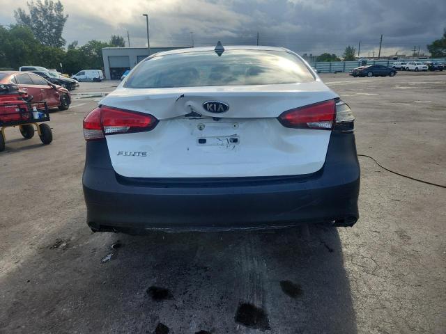 Photo 6 from auction – 2018 KIA FORTE with VIN 3KPFL4A78JE198923