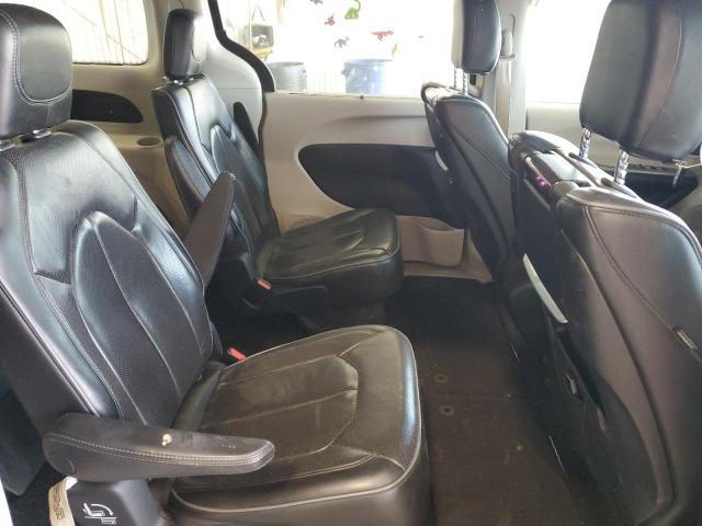 Photo 11 from auction – 2018 CHRYSLER PACIFICA with VIN 2C4RC1GG2JR251780