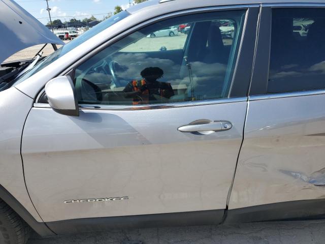 Photo 7 from auction – 2019 JEEP CHEROKEE L with VIN 1C4PJMCB1KD252089