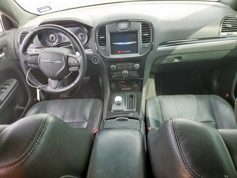 Photo 8 from auction – 2018 CHRYSLER 300 S with VIN 2C3CCABG3JH266733