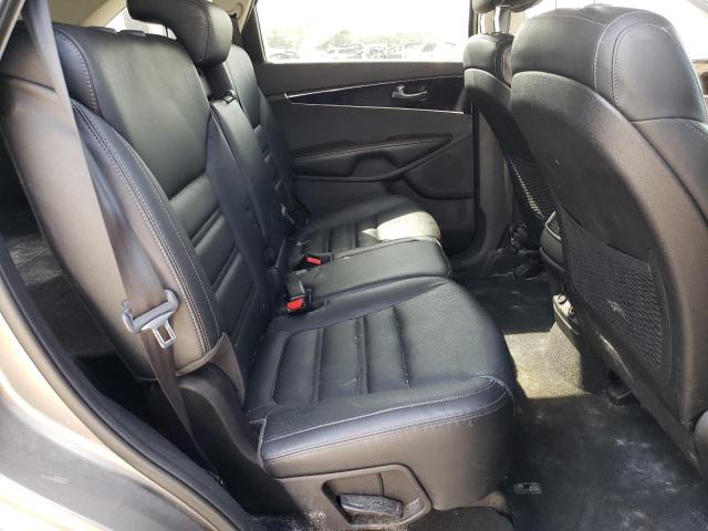 Photo 11 from auction – 2016 KIA SORENTO EX with VIN 5XYPH4A15GG012980