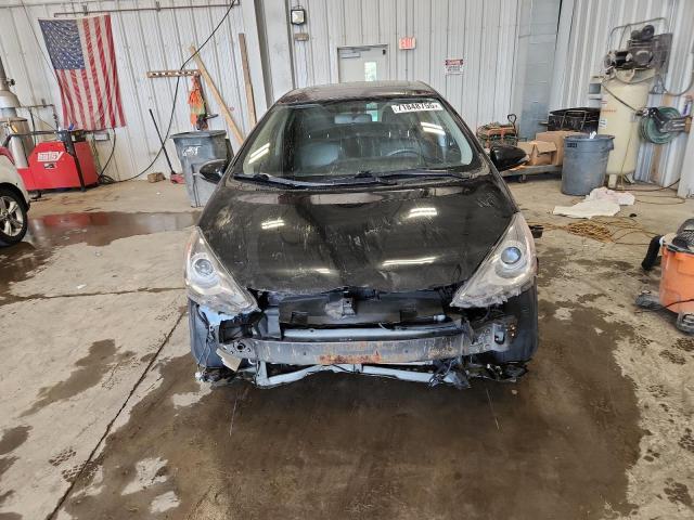 Photo 5 from auction – 2015 TOYOTA PRIUS C with VIN JTDKDTB35F1114438