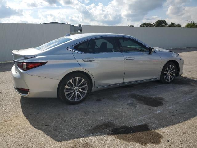 Photo 3 from auction – 2021 LEXUS ES 300H with VIN 58ADA1C19MU003250