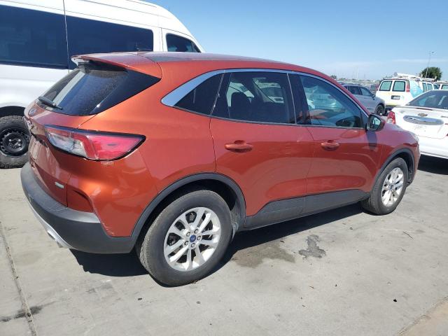 Photo 3 from auction – 2020 FORD ESCAPE SE with VIN 1FMCU0G60LUA21726
