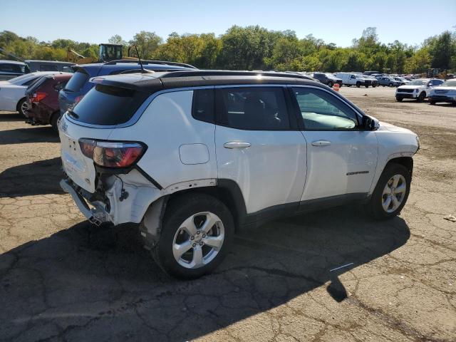 Photo 3 from auction – 2018 JEEP COMPASS LA with VIN 3C4NJDBB0JT313871
