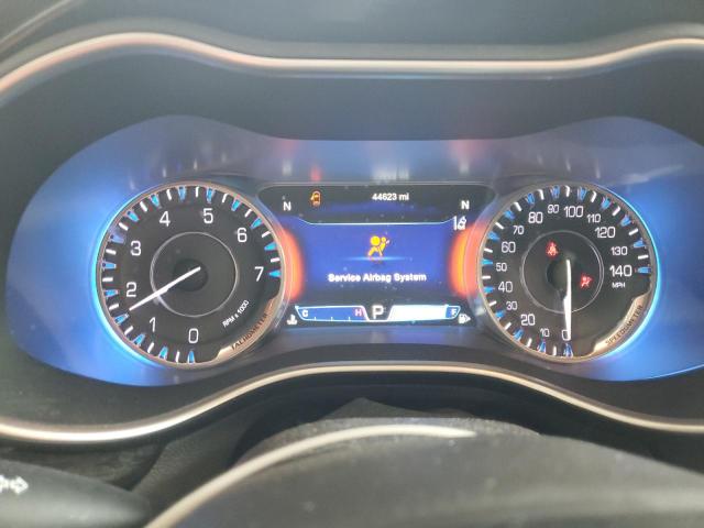 Photo 9 from auction – 2016 CHRYSLER 200 C with VIN 1C3CCCCB6GN135360