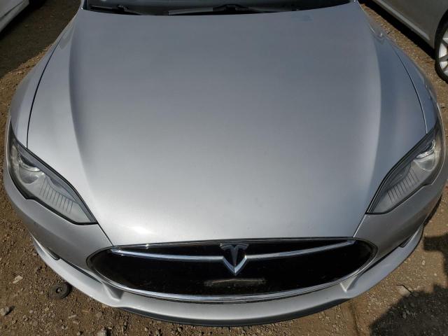 Photo 11 from auction – 2015 TESLA MODEL S with VIN 5YJSA1E29FF119133