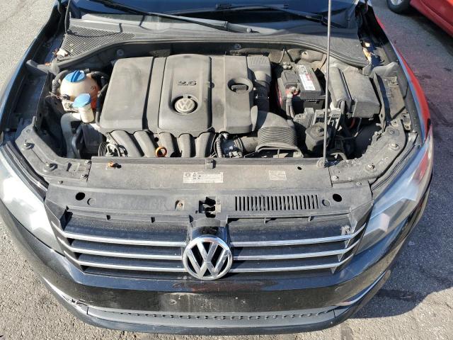 Photo 11 from auction – 2012 VOLKSWAGEN PASSAT S with VIN 1VWAP7A33CC015951
