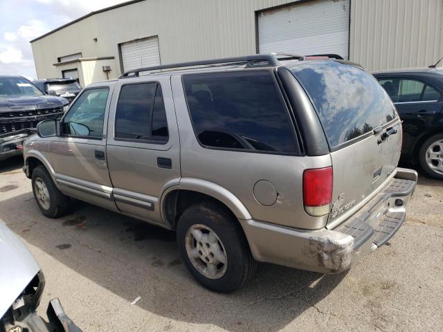 Photo 2 from auction – 2000 CHEVROLET BLAZER with VIN 1GNDT13W5Y2220272