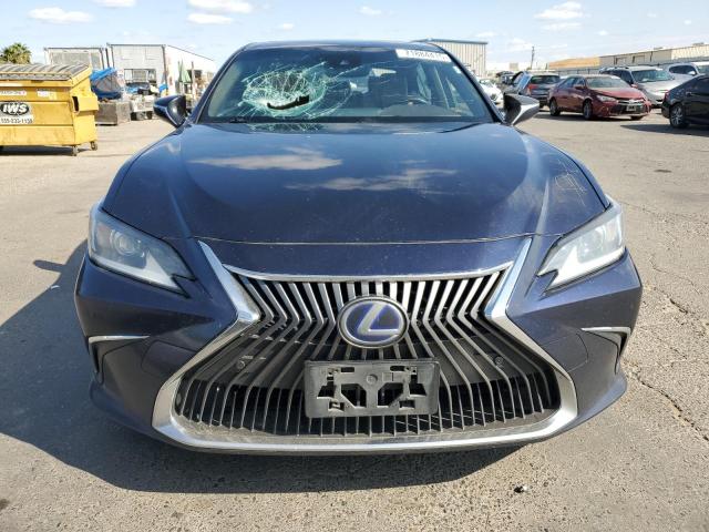 Photo 5 from auction – 2019 LEXUS ES 300H with VIN JTHB21B1XK2019658