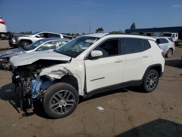 JEEP COMPASS LA 2019 with VIN 3C4NJDBB5KT813655 - Photo from auction