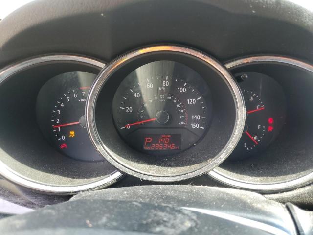 Photo 9 from auction – 2011 KIA SORENTO EX with VIN 5XYKUDA21BG017956