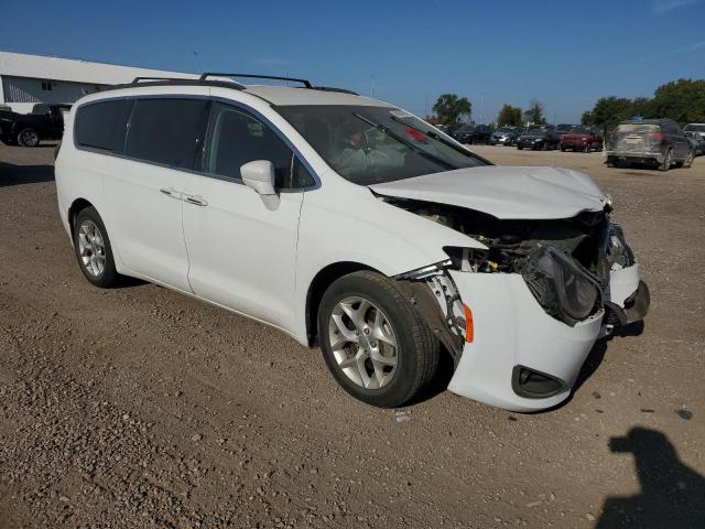 Photo 4 from auction – 2019 CHRYSLER PACIFICA T with VIN 2C4RC1FG4KR555468