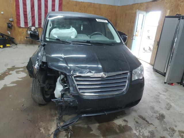 Photo 5 from auction – 2010 CHRYSLER TOWN & COU with VIN 2A4RR5D19AR114948