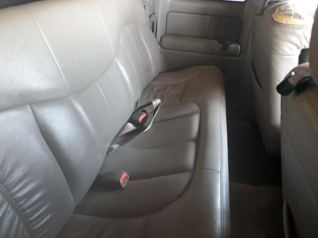 Photo 10 from auction – 2000 CHEVROLET SILVERADO with VIN 1GCEC19T6YE245528