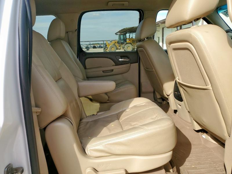 Photo 11 from auction – 2011 CHEVROLET SUBURBAN C with VIN 1GNSCJE07BR284215