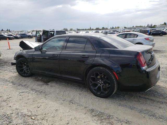 Photo 2 from auction – 2019 CHRYSLER 300 TOURIN with VIN 2C3CCAAGXKH682992