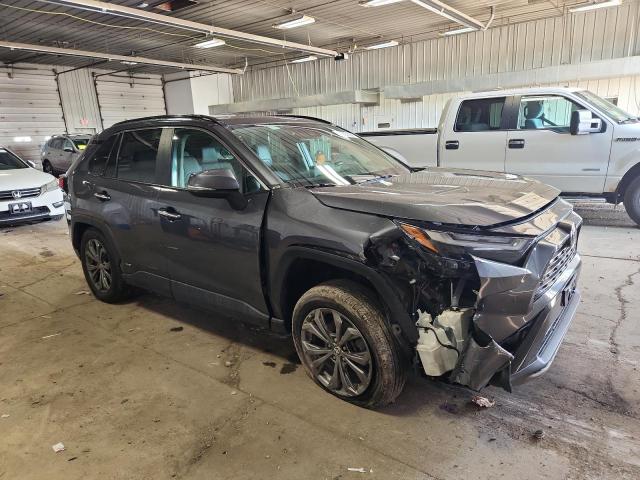 Photo 4 from auction – 2022 TOYOTA RAV4 LIMITED with VIN 4T3D6RFV4NU076332