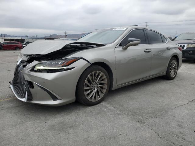 LEXUS ES 300H 2019 with VIN JTHB21B10K2012279 - Photo from auction