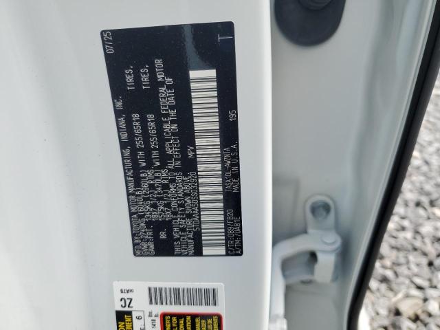 Photo 14 from auction – 2025 TOYOTA GRAND HIGH with VIN 5TDAAAA50SS032920