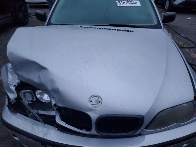 Photo 11 from auction – 2005 BMW 330 XI with VIN WBAEW53425PN36752
