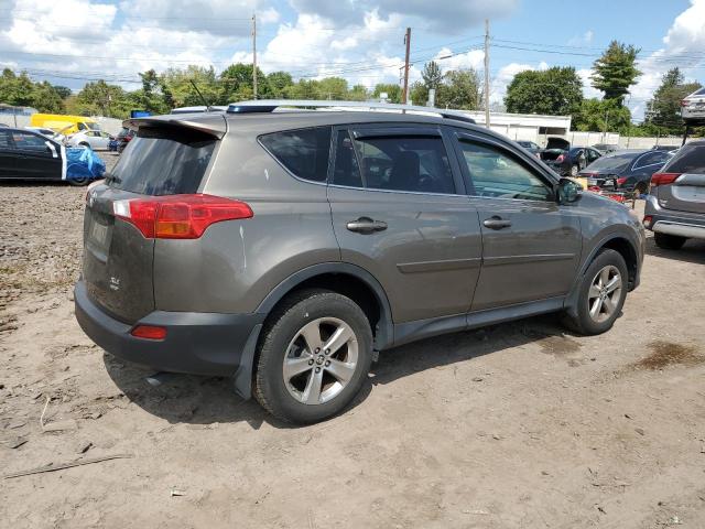 Photo 3 from auction – 2015 TOYOTA RAV4 XLE with VIN JTMRFREV2FD117899