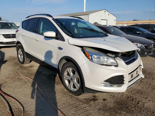 Photo 4 from auction – 2015 FORD ESCAPE SE with VIN 1FMCU9GX8FUB76591