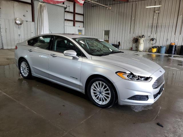 Photo 4 from auction – 2016 FORD FUSION SE with VIN 3FA6P0LU7GR309811