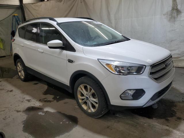 Photo 4 from auction – 2018 FORD ESCAPE SE with VIN 1FMCU9GD8JUD60752