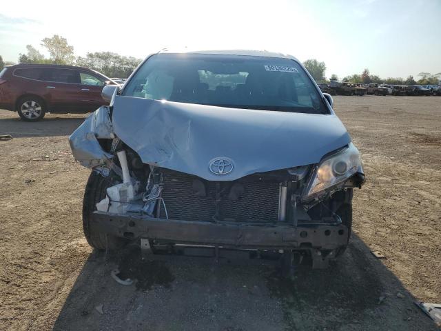 Photo 5 from auction – 2015 TOYOTA SIENNA XLE with VIN 5TDYK3DC2FS648688