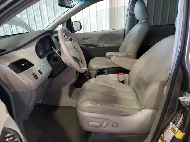 Photo 7 from auction – 2013 TOYOTA SIENNA LE with VIN 5TDKK3DC6DS379808