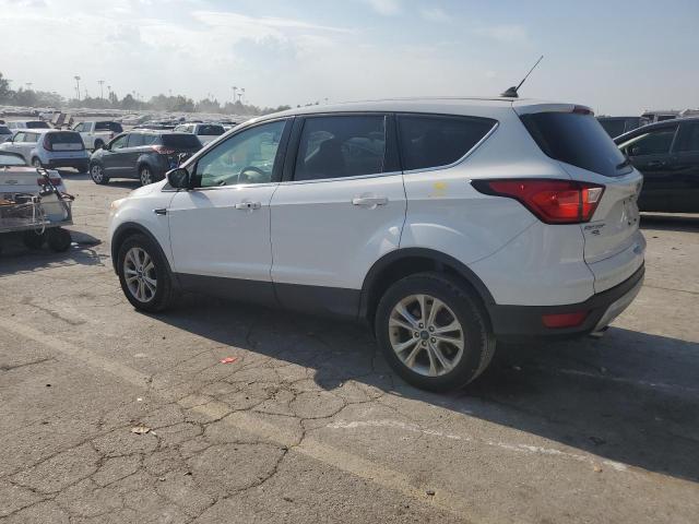 Photo 2 from auction – 2019 FORD ESCAPE SE with VIN 1FMCU0GD8KUC06023