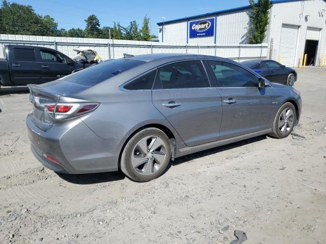 Photo 3 from auction – 2017 HYUNDAI SONATA HYB with VIN KMHE34L31HA074359
