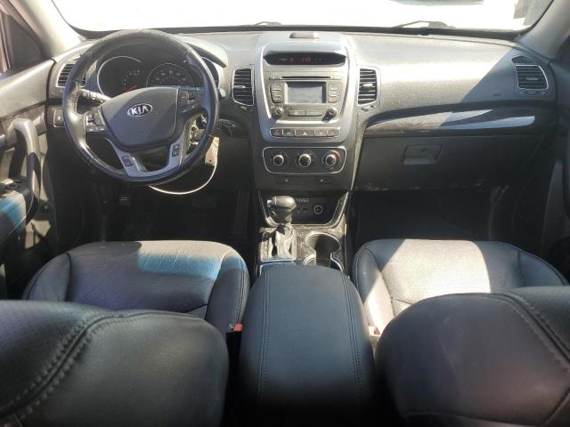 Photo 8 from auction – 2015 KIA SORENTO LX with VIN 5XYKT3A60FG660630