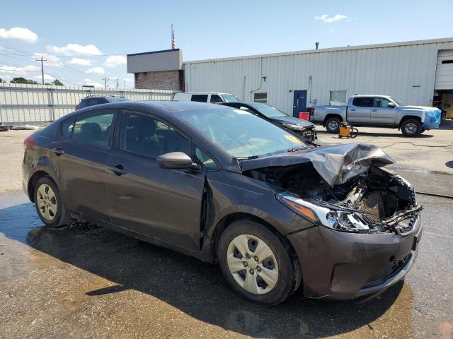 Photo 4 from auction – 2017 KIA FORTE LX with VIN 3KPFK4A78HE142252