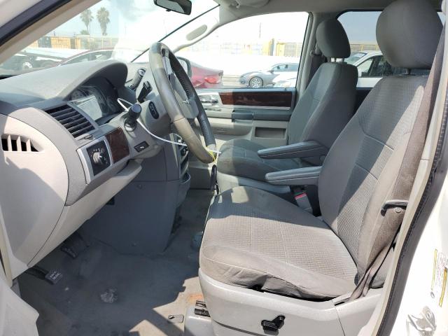 Photo 7 from auction – 2010 CHRYSLER TOWN & COU with VIN 2A4RR5D13AR212924