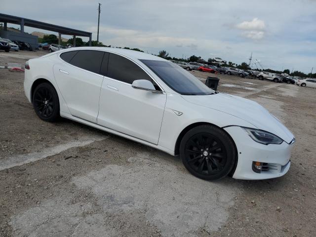 Photo 4 from auction – 2016 TESLA MODEL S with VIN 5YJSA1E17GF139714