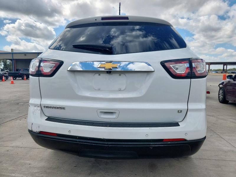 Photo 6 from auction – 2017 CHEVROLET TRAVERSE L with VIN 1GNKRGKD2HJ173992