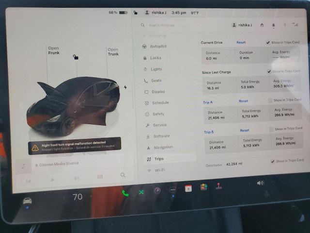 Photo 9 from auction – 2023 TESLA MODEL Y with VIN 7SAYGDEE0PF850025